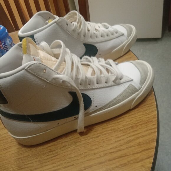 Nike size 7 - Picture 1 of 6